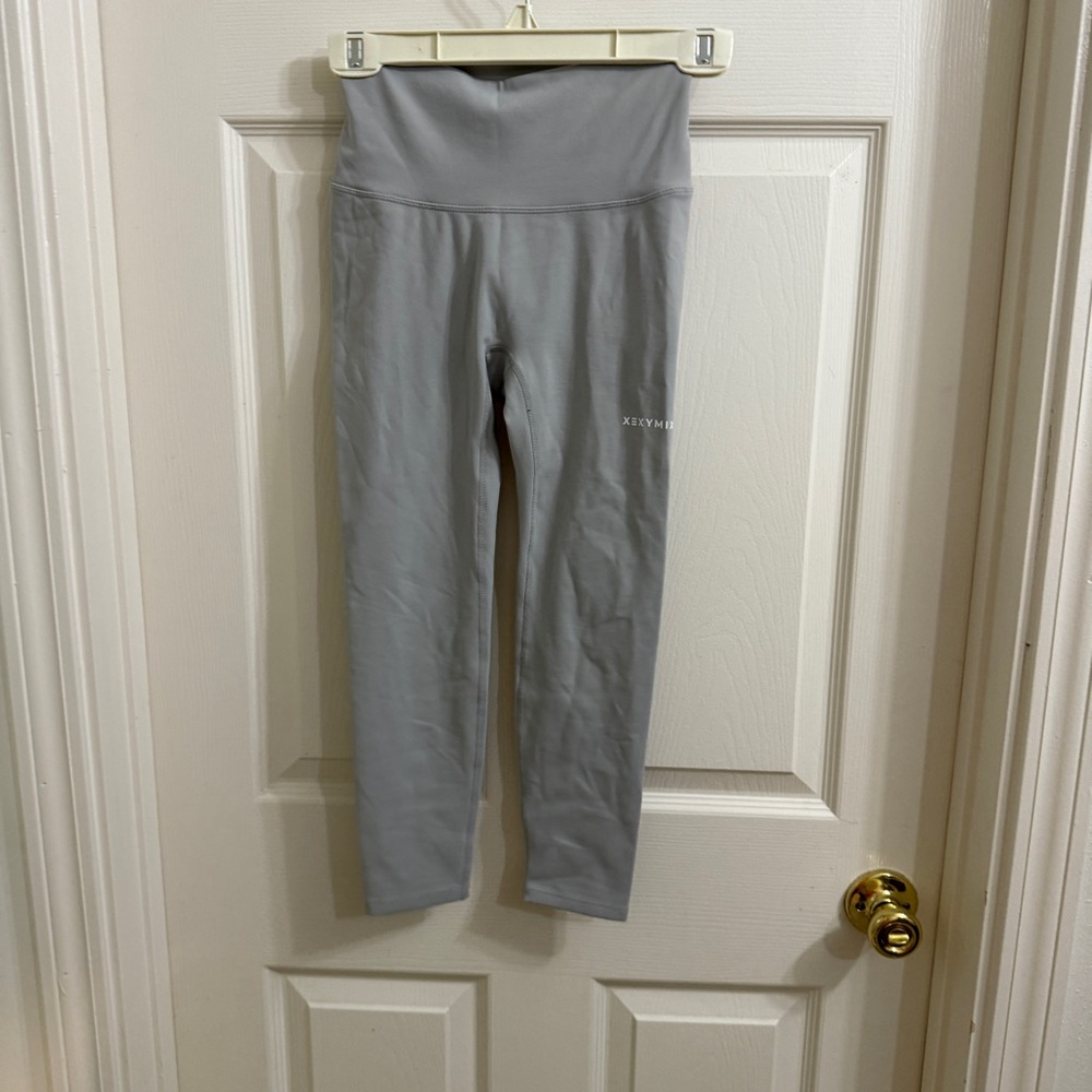 Gray leggings